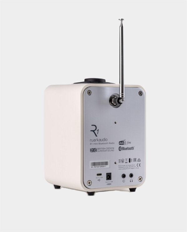 Ruark R1S DAB und Internet Radio mit antenna